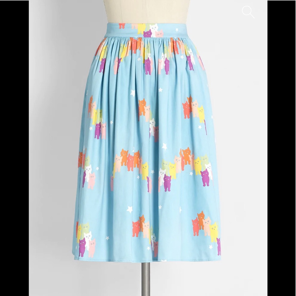 ModCloth x Collectif Rainbow Sky Kittens Swing Skirt size 6